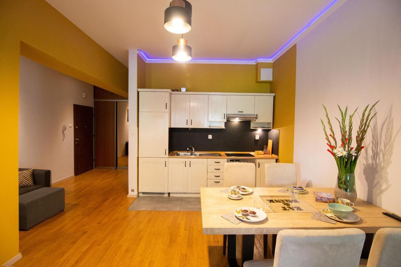 Apartamento Garden Studio In The Old Town Cracovia Exterior foto