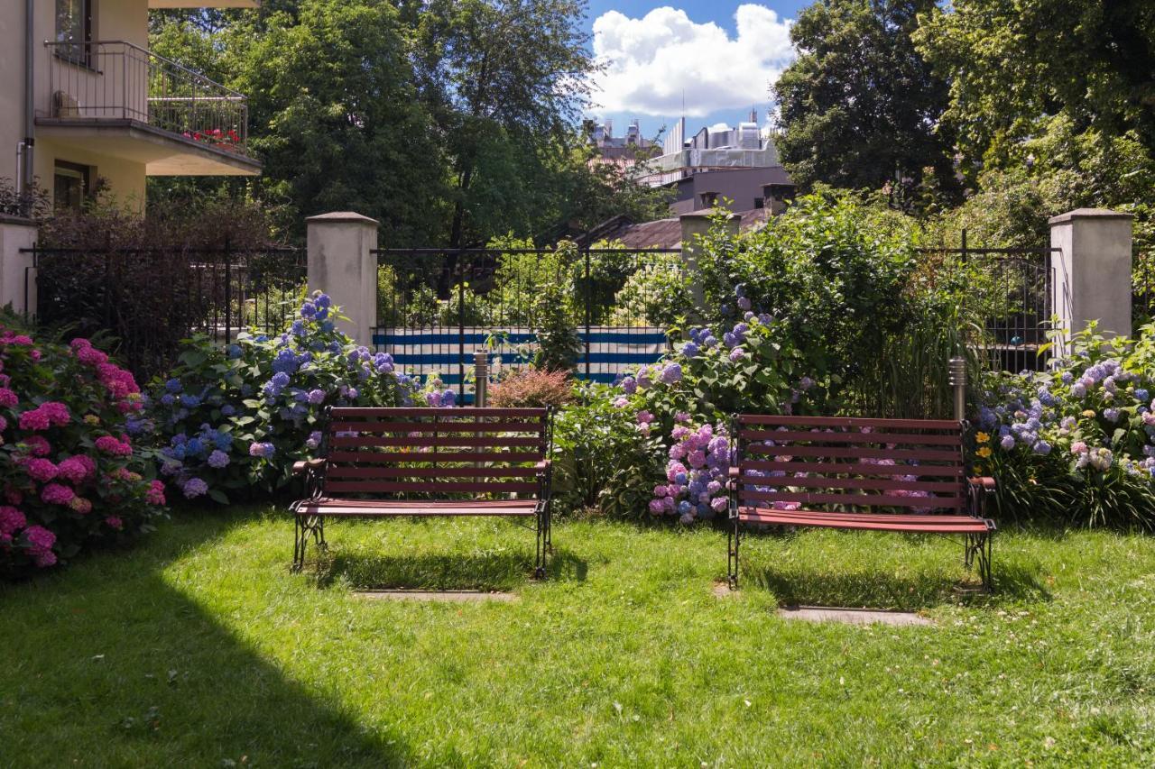 Apartamento Garden Studio In The Old Town Cracovia Exterior foto